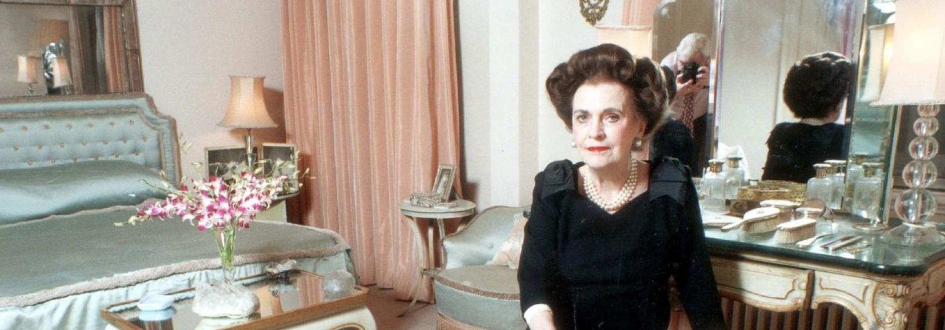 Powder Her Face EquilibreNuithonie